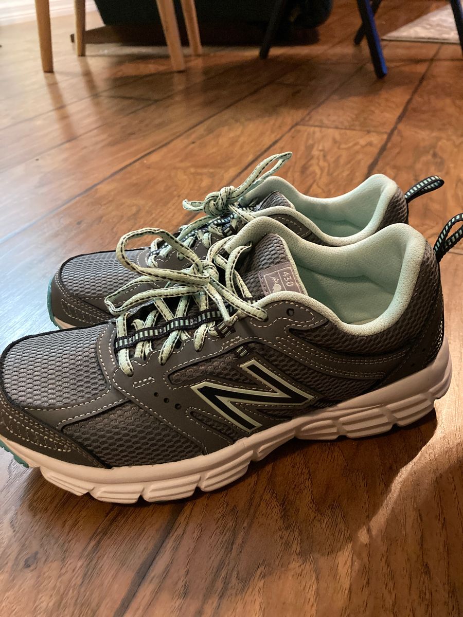 New  balance sneakers 